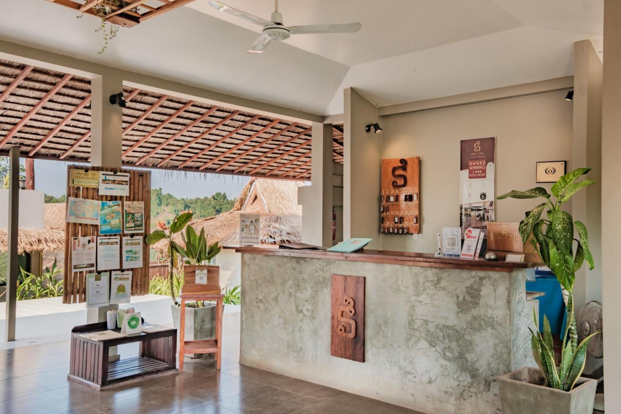 The Sanctuary Nam Ngum Beach Resort Vang Vieng Exterior foto